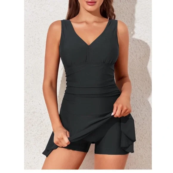 NWT, Medium Women's One Piece Swimsuits Tummy Control Swim Dresses Swimsuit. - Picture 2 of 11
